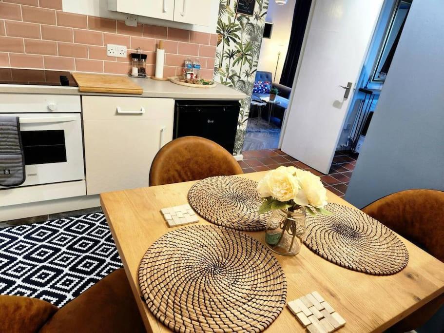 Cosy Hideaway In Nottingham Exterior foto